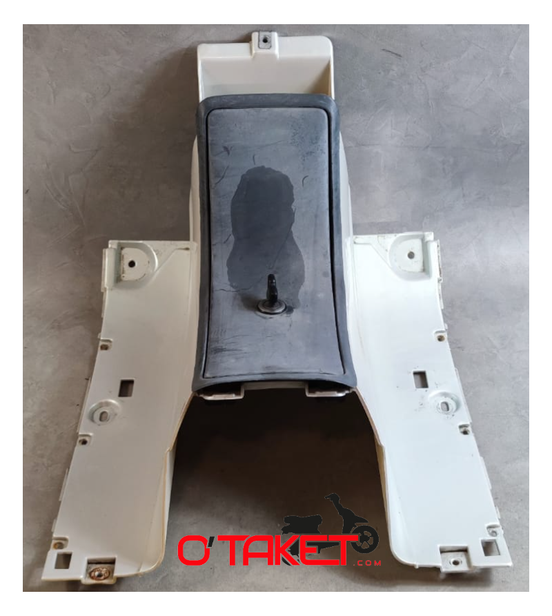 Marche pieds Hexagon/Hexagon LX/Hexagon LXT/Hexagon LX4/Hexagon GT/Hexagon GTX/Super Hexagon GTX origine PIAGGIO Accueil sur ... Marche pieds Hexagon/Hexagon LX/Hexagon LXT/Hexagon LX4/Hexagon GT/Hexagon GTX/Super Hexagon GTX origine PIAGGIO Accueil sur ...