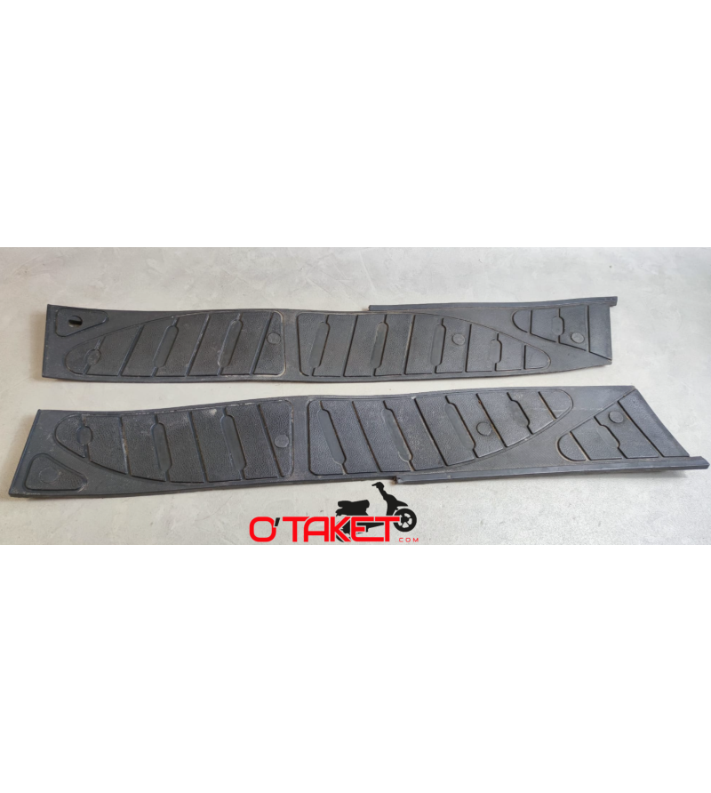 Tapis de marche pied Hexagon LX/Hexagon LXT/Hexagon LX4/Hexagon GT/Hexagon GTX/Super Hexagon GTX origine PIAGGIO Accueil sur ... Tapis de marche pied Hexagon LX/Hexagon LXT/Hexagon LX4/Hexagon GT/Hexagon GTX/Super Hexagon GTX origine PIAGGIO Accueil sur ...