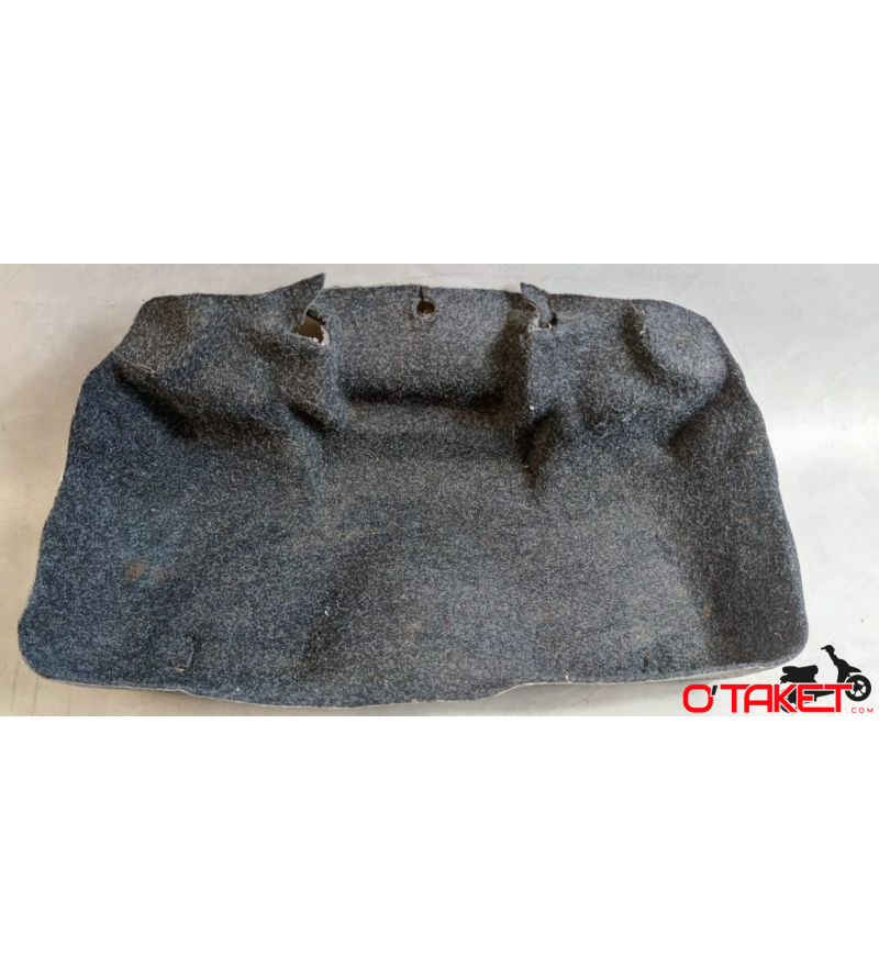 Tapis de coffre arrière Hexagon/Hexagon LX/Hexagon LXT/Hexagon LX4/Hexagon GT/Hexagon GTX/Super Hexagon GTX origine PIAGGIO A... Tapis de coffre arrière Hexagon/Hexagon LX/Hexagon LXT/Hexagon LX4/Hexagon GT/Hexagon GTX/Super Hexagon GTX origine PIAGGIO A...