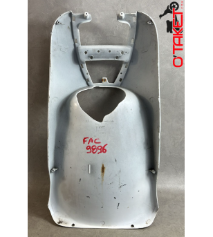 Face avant/Passage de roue SCARABEO origine APRILIA Accueil sur le site du spécialiste des deux roues O-TAKET.COM