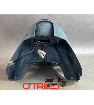 Bavette arrière/ Support de plaque avec feu Rally origine APRILIA Accueil sur le site du spécialiste des deux roues O-TAKET.COM