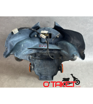 Bavette arrière/ Support de plaque avec feu Rally origine APRILIA Accueil sur le site du spécialiste des deux roues O-TAKET.COM