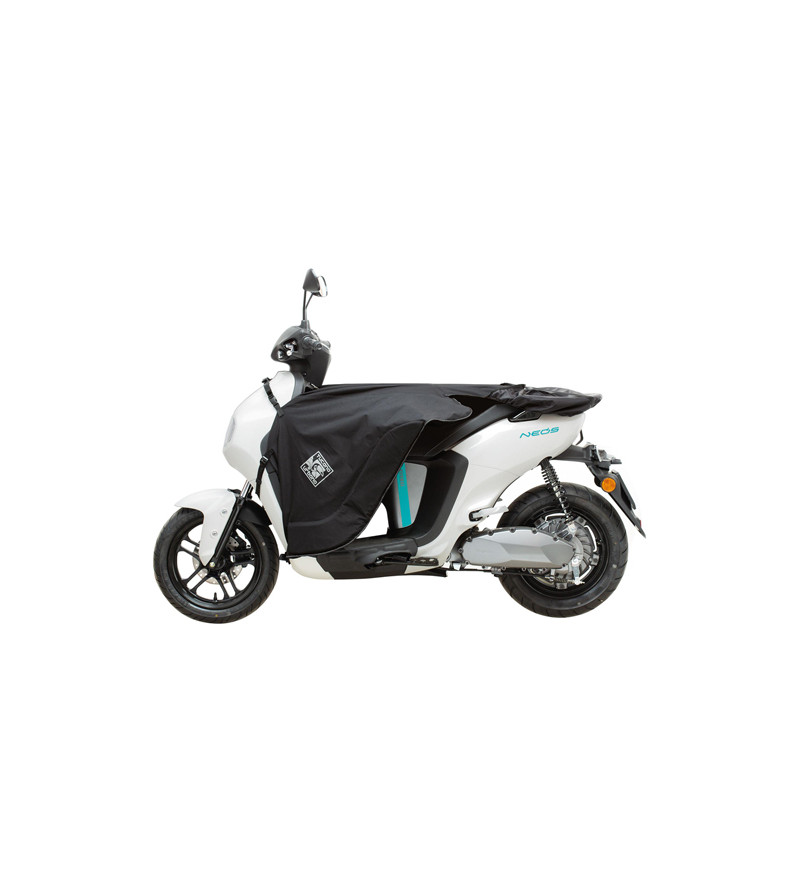TABLIER SCOOTER TUCANO EASY E19 UNIVERSEL POUR SCOOTER AVEC REPOSE PIED PLAT