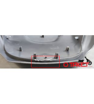 Trappe/Porte de coffre MP3 origine PIAGGIO 125/250/300/400/500 Accueil sur le site du spécialiste des deux roues O-TAKET.COM