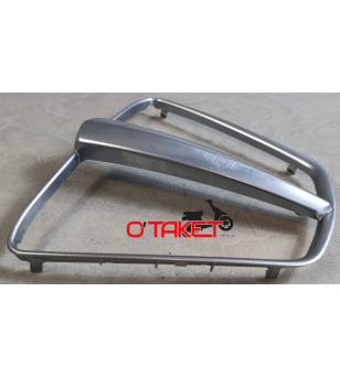 Encadrement de radiateur MP3 origine PIAGGIO 125/250/300/400 Accueil sur le site du spécialiste des deux roues O-TAKET.COM
