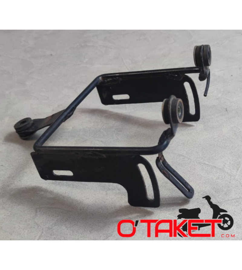 Support plaque phare et compteur Ultimate/SM/Razer/Rider/Furious/STR origine MASAI/HANWAY/RAZZO Accueil sur le site du spécia... Support plaque phare et compteur Ultimate/SM/Razer/Rider/Furious/STR origine MASAI/HANWAY/RAZZO Accueil sur le site du spécia...