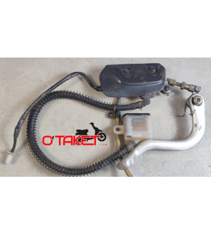 Ensemble de freinage arrière étrier + pédale + maître cylindre et bocal Accueil sur le site du spécialiste des deux roues O-T...